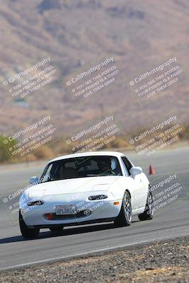 media/Oct-09-2022-Extreme Speed (Sun) [[a34e269be1]]/5-Blue/session 1 Skid Pad/